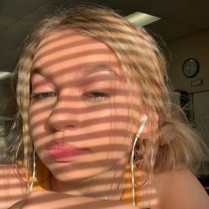 Meet your Posher, Savanah